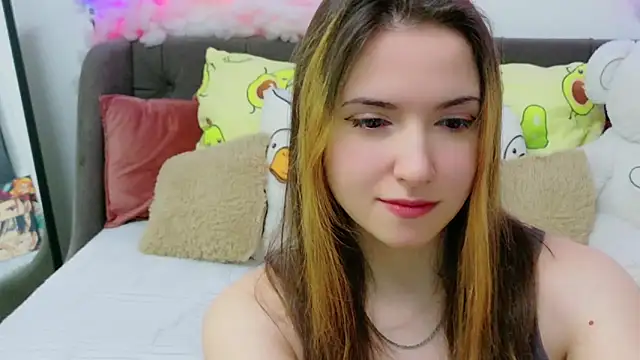 Snapshot of LeenMoonie chatting on 04-07-26, 08:10 LeenMoonie online show from 04-07-26, 08:10