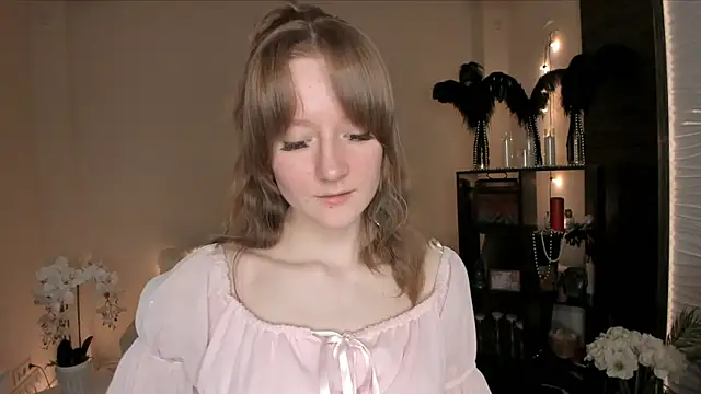 MalloryGray online show from 04-04-26, 04:02