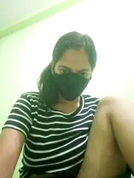 Snapshot of nidhiyadav00 chatting on 05-04-26, 06:55 nidhiyadav00 online show from 05-04-26, 06:55