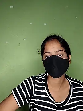 Snapshot of nidhiyadav00 chatting on 05-08-26, 06:23 nidhiyadav00 online show from 05-08-26, 06:23