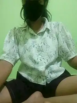 Snapshot of nidhiyadav00 chatting on 05-03-26, 08:34 nidhiyadav00 online show from 05-03-26, 08:34