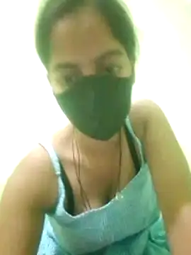 Snapshot of nidhiyadav00 chatting on 04-21-26, 07:20 nidhiyadav00 online show from 04-21-26, 07:20