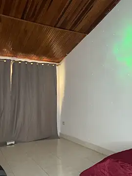 Wendyfzyog3 online show from 03-25-26, 03:00