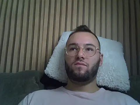 piazaocwb23 online show from 04-23-26, 04:41