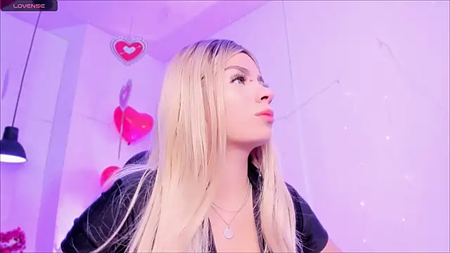 Im  sophie online show from 04-19-26, 06:10
