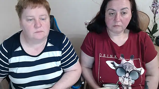 Lindy-Jeanie online show from 04-19-26, 06:10
