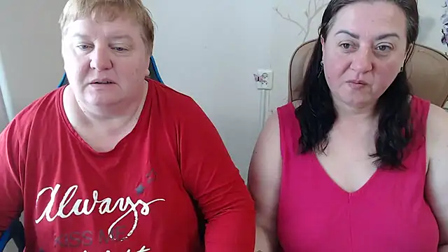 Snapshot of Lindy-Jeanie chatting on 05-30-26, 08:53 Lindy-Jeanie online show from 05-30-26, 08:53