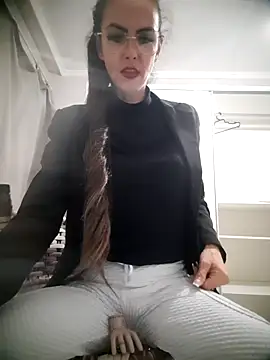 Snapshot of pimentinha02 chatting on 04-10-26, 03:02 pimentinha02 online show from 04-10-26, 03:02