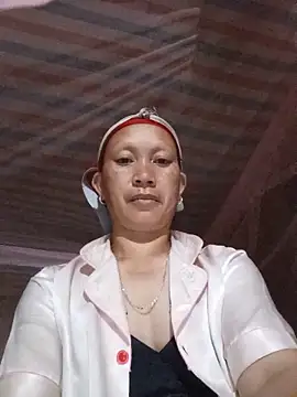 Heli pusy online show from 05-14-26, 05:54