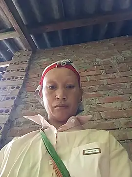 Heli pusy online show from 05-22-26, 11:25