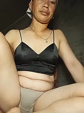 Heli pusy online show from 06-21-26, 06:36