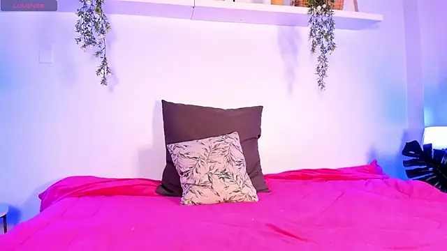 cuttie blondie online show from 06-04-26, 11:15