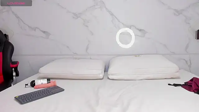 camilla hilton online show from 03-13-26, 01:49