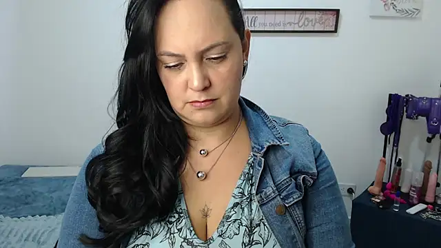 Veroniicabbw  online show from 05-22-26, 01:09
