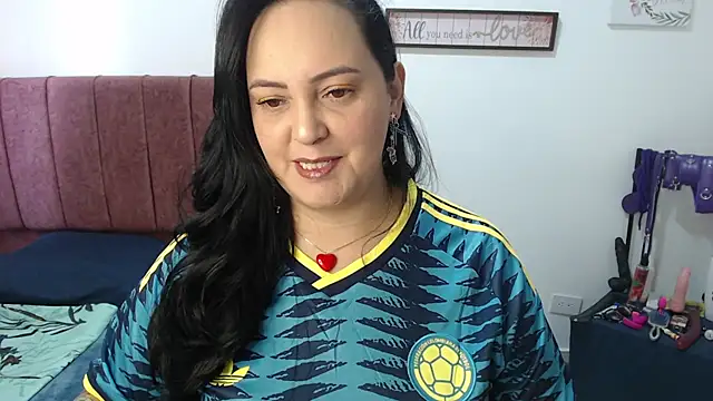 Veroniicabbw  online show from 06-23-26, 12:58