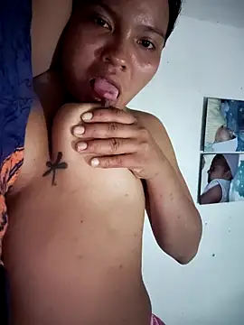 Snapshot of natalith chatting on 04-02-26, 12:07 natalith online show from 04-02-26, 12:07