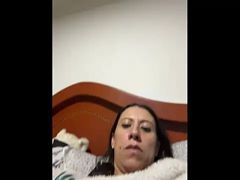 Snapshot of ItsAmara chatting on 07-02-26, 03:34 ItsAmara online show from 07-02-26, 03:34