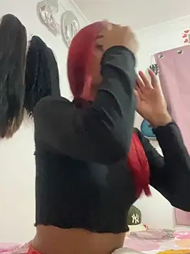 Lucy-Sweet22 online show from 04-07-26, 03:30