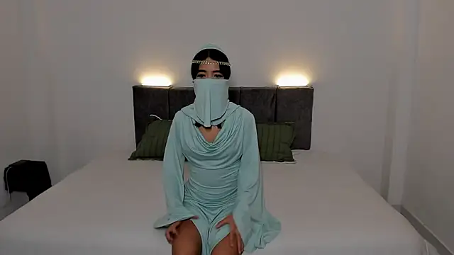 Zahra Bashir online show from 03-17-26, 12:24