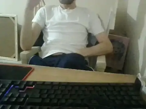 Bigfeet47dikcis17 online show from 03-13-26, 12:59