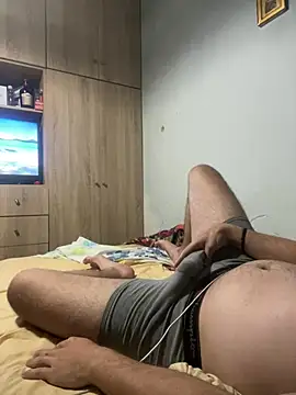 tommyxxx2026 online show from 06-17-26, 12:43
