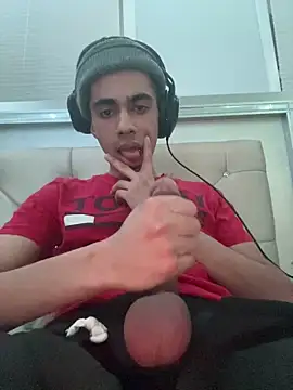 iLoveGirlsOnlyStr8Asf online show from 03-20-26, 08:48