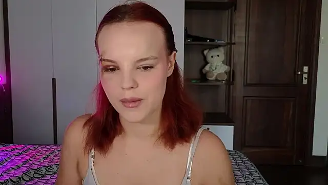 Snapshot of mollybossy chatting on 06-26-26, 12:49 mollybossy online show from 06-26-26, 12:49