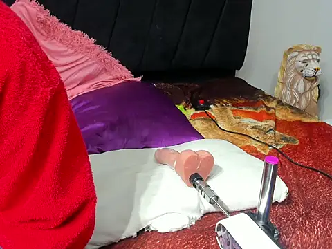 MAGUIRRE 2011 online show from 03-24-26, 08:09