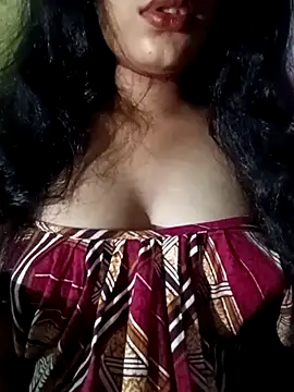tina2005 online show from 03-31-26, 08:11