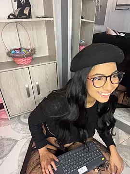 Snapshot of Gretel_Streit chatting on 05-05-26, 03:20 Gretel Streit online show from 05-05-26, 03:20