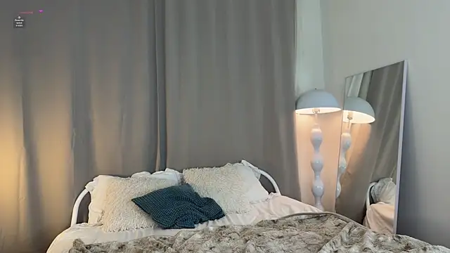 JuicySweetBliss online show from 04-08-26, 07:37