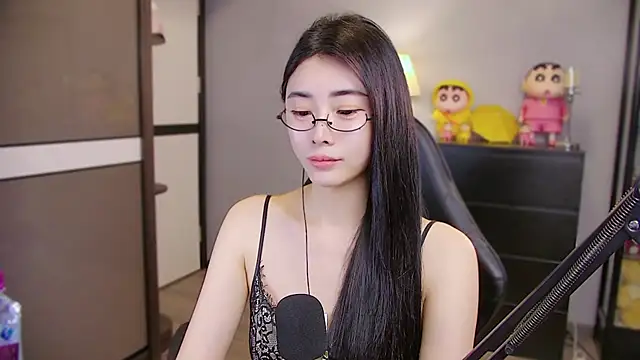 XiaoYuBao- online show from 04-18-26, 07:07