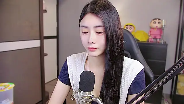 XiaoYuBao- online show from 04-19-26, 05:14