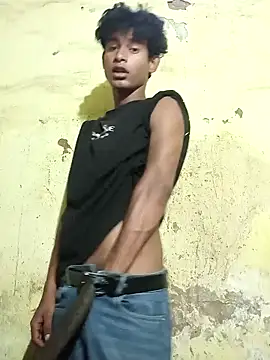 YourTeenBoy21 online show from 06-11-26, 02:33