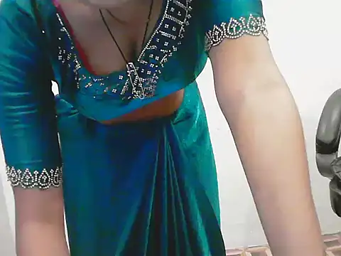 Snapshot of ragini_bby chatting on 06-10-26, 12:34 ragini bby online show from 06-10-26, 12:34
