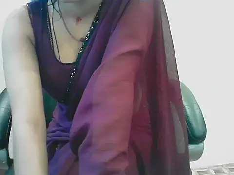 Snapshot of ragini_bby chatting on 06-03-26, 02:45 ragini bby online show from 06-03-26, 02:45