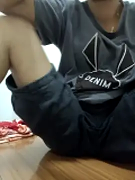 Sunny-yy online show from 04-05-26, 10:49