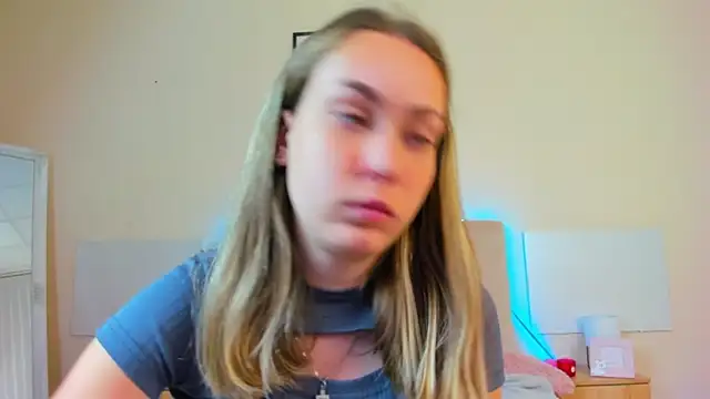 MelanieCuty online show from 07-08-26, 05:30