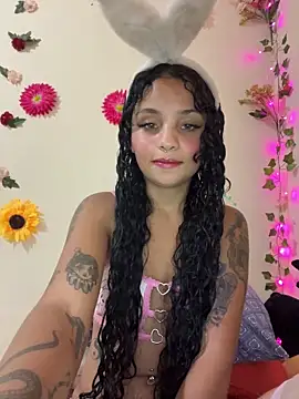 SpidderSecret online show from 04-06-26, 01:45