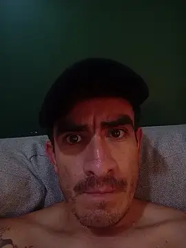 Snapshot of Christophercito chatting on 06-22-26, 05:10 Christophercito online show from 06-22-26, 05:10