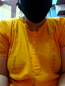 Snapshot of tulidas96778 chatting on 04-06-26, 02:51 tulidas96778 online show from 04-06-26, 02:51