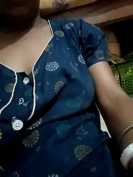 Snapshot of tulidas96778 chatting on 04-01-26, 01:23 tulidas96778 online show from 04-01-26, 01:23