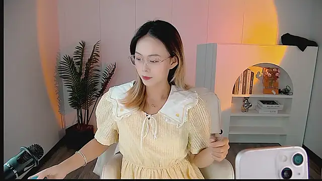 zhoulan-bb online show from 04-22-26, 02:18