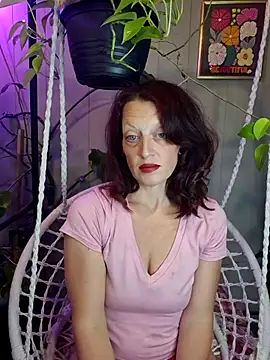 Snapshot of PurpleBunnyxo chatting on 08-01-26, 06:06 PurpleBunnyxo online show from 08-01-26, 06:06