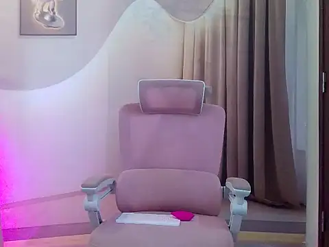 Kylie 999 online show from 03-18-26, 03:53