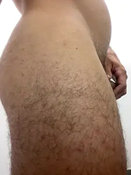 Snapshot of alej2x4 chatting on 03-27-26, 08:10 alej2x4 online show from 03-27-26, 08:10