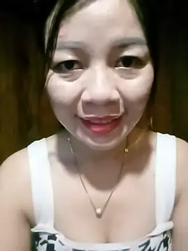 Snapshot of Yiyi102300 chatting on 06-14-26, 12:18 Yiyi102300 online show from 06-14-26, 12:18