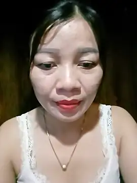 Snapshot of Yiyi102300 chatting on 06-20-26, 12:10 Yiyi102300 online show from 06-20-26, 12:10