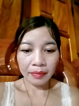 Yiyi102300 online show from 04-14-26, 01:54