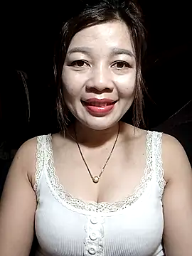 Yiyi102300 online show from 04-02-26, 12:56